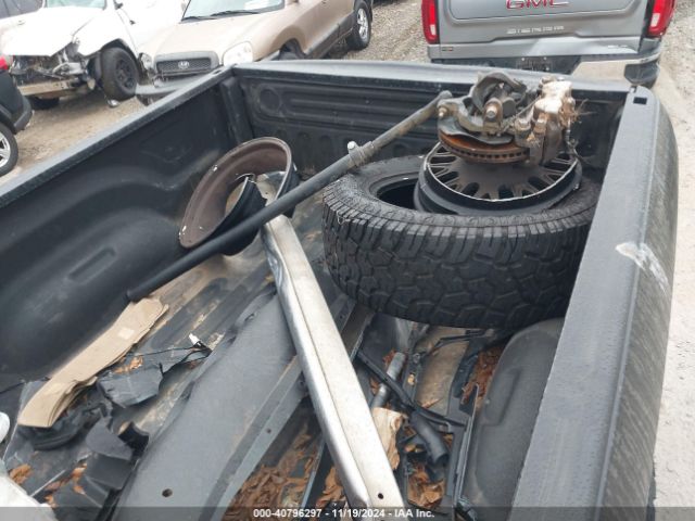 3C6UR5DL2JG368399 RAM 2500 Big Horn  4x4 6'4 Box