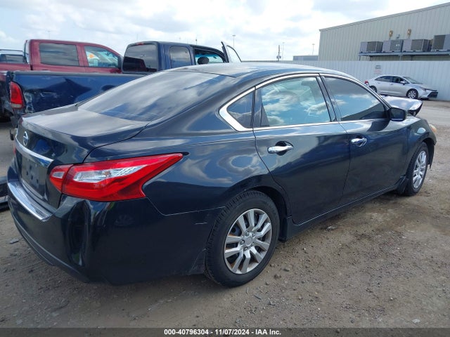 Nissan Altima 2.5 S 2016 1N4AL3APXGC192163 Image 4