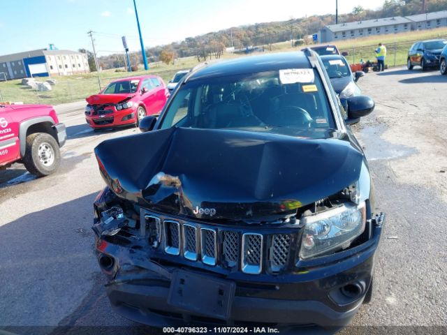 1C4NJCEB9GD599885 Jeep Compass Latitude