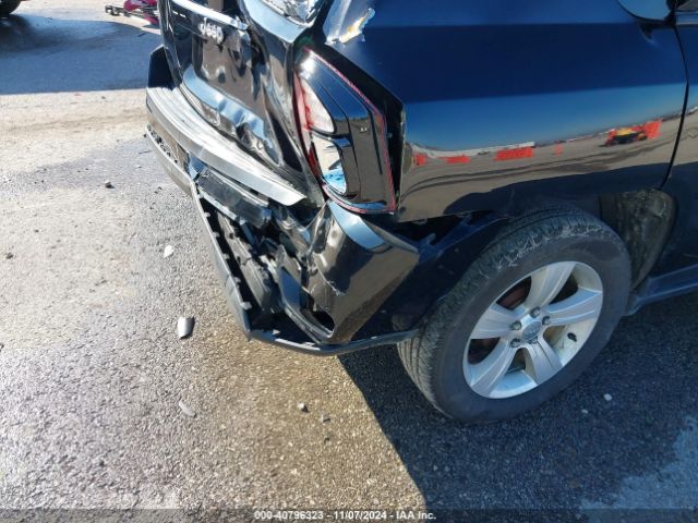 1C4NJCEB9GD599885 Jeep Compass Latitude