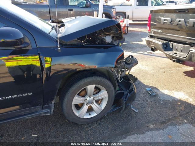 1C4NJCEB9GD599885 Jeep Compass Latitude