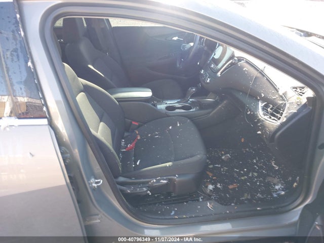 Chevrolet MALIBU LT 2018 1G1ZD5ST9JF250540 Image 5