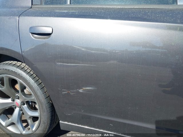 2C3CDXHGXGH110334 Dodge Charger Sxt
