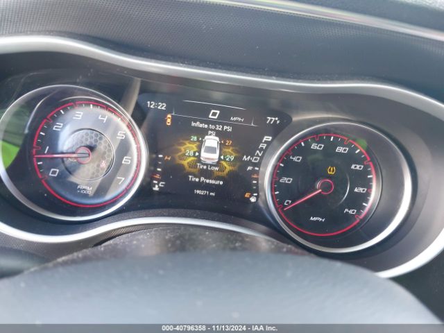 2C3CDXHGXGH110334 Dodge Charger Sxt