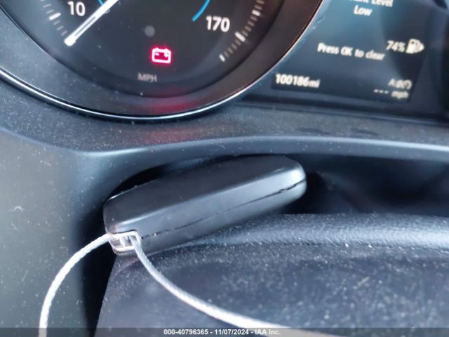 SADCJ2BV0HA081901 Jaguar F-pace 35t Premium