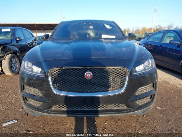 SADCJ2BV0HA081901 Jaguar F-pace 35t Premium