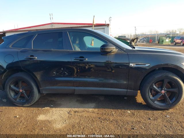 SADCJ2BV0HA081901 Jaguar F-pace 35t Premium