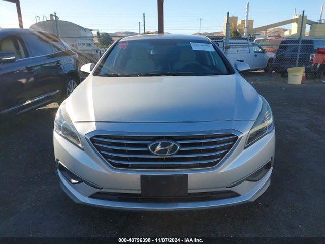 Hyundai Sonata 2017 5NPE24AF1HH441760 Image 12