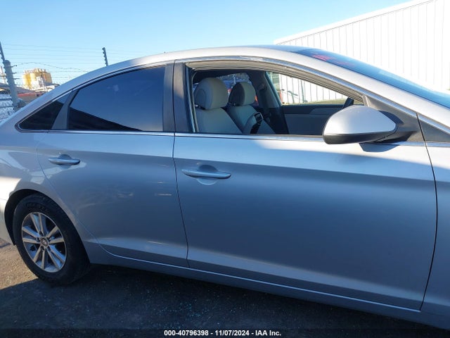 Hyundai Sonata 2017 5NPE24AF1HH441760 Image 13
