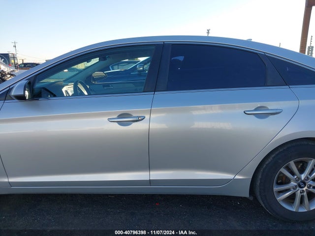 Hyundai Sonata 2017 5NPE24AF1HH441760 Image 14