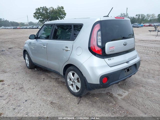 KIA Soul 2018 KNDJN2A29J7594680 Image 3