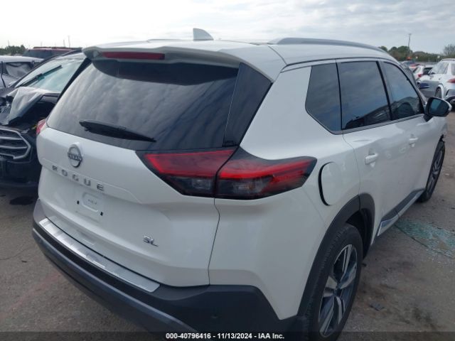 5N1BT3CA1PC817956 Nissan Rogue Sl Fwd