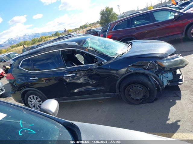 Nissan ROGUE S 2017 JN8AT2MT2HW401302 Image 14
