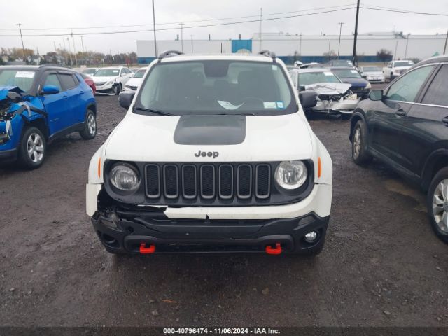 ZACCJBCT8FPB87681 Jeep Renegade Trailhawk