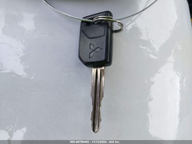 2000 MITSUBISHI MONTERO SPORT JA4MT31H6YP034102 Photo 10