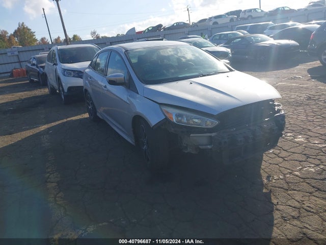 2016 1FADP3F27GL355611 main image