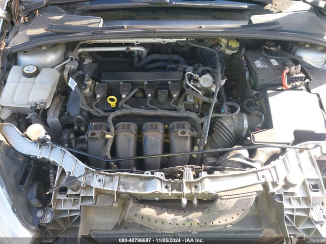 Ford FOCUS SE 2016 1FADP3F27GL355611 Image 10