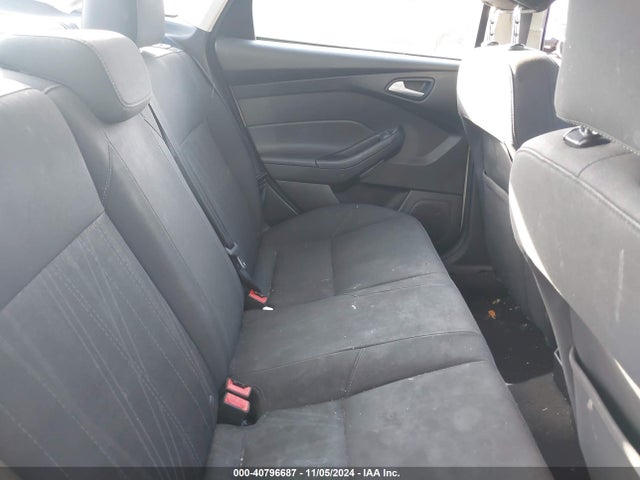 Ford FOCUS SE 2016 1FADP3F27GL355611 Image 8