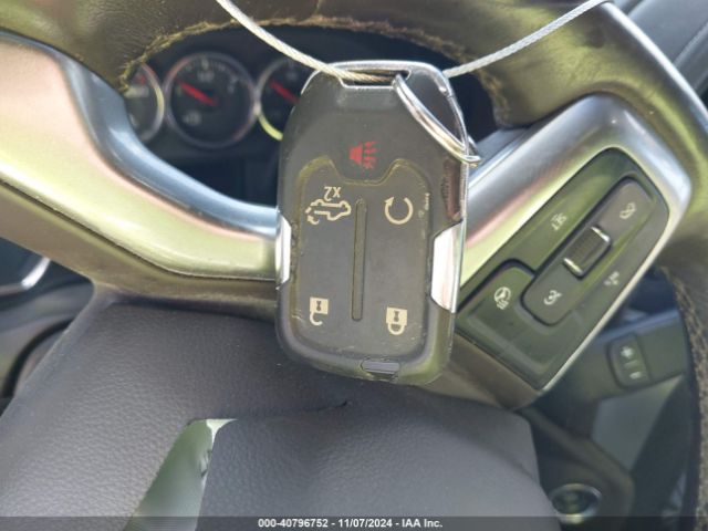 3GCUYEEDXKG247673 Chevrolet Silverado 1500 Rst