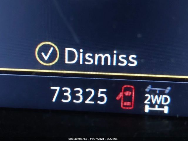 3GCUYEEDXKG247673 Chevrolet Silverado 1500 Rst