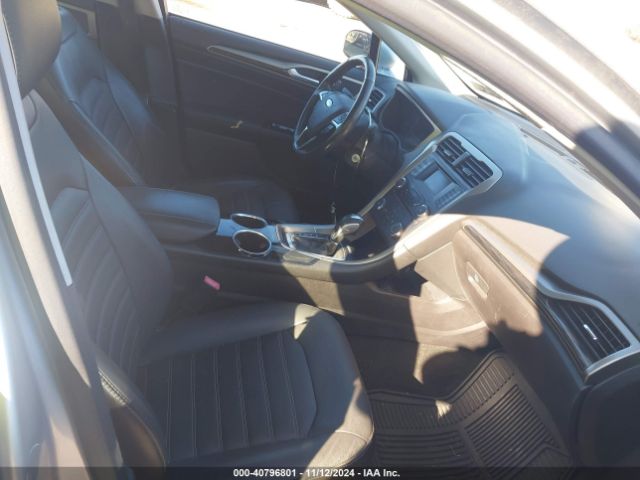 3FA6P0HD6ER106124 Ford FUSION SE
