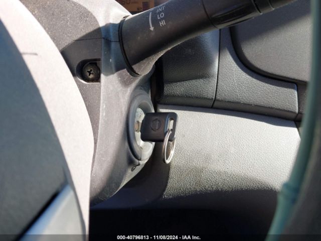 3N6CM0KN4KK695067 Nissan Nv200 S