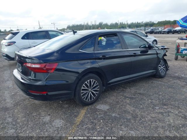 3VWC57BU2MM014568 Volkswagen Jetta 1.4t R-line/1.4t S/1.4t Se