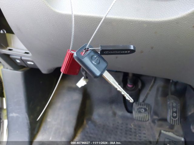 3N6CM0KN1HK714120 Nissan Nv200 S