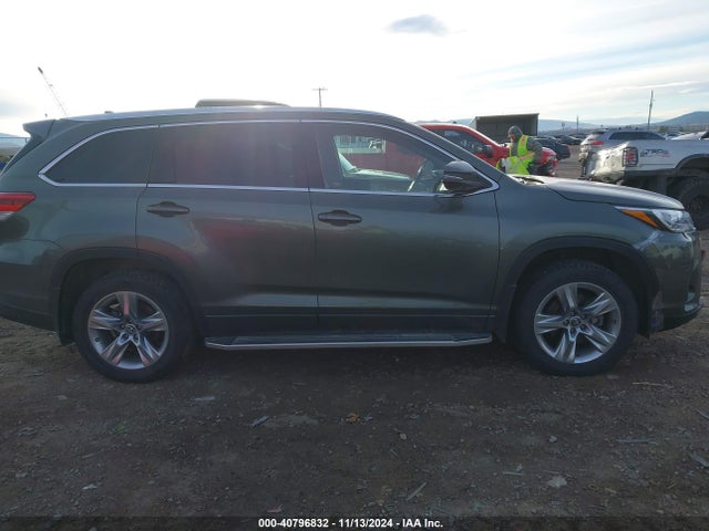 5TDDZRFH2HS384333 Toyota Highlander Limited