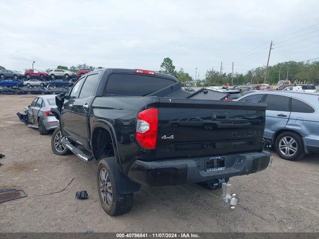 2018 TOYOTA TUNDRA 5TFAW5F14JX728087 Photo 2