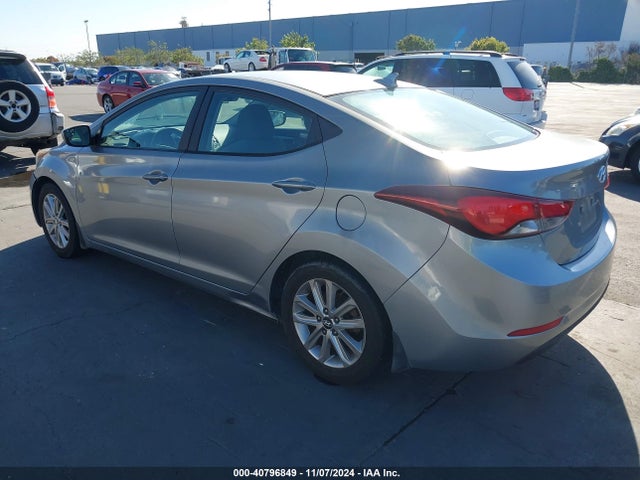 Hyundai ELANTRA SE 2015 5NPDH4AE2FH592301 Image 3
