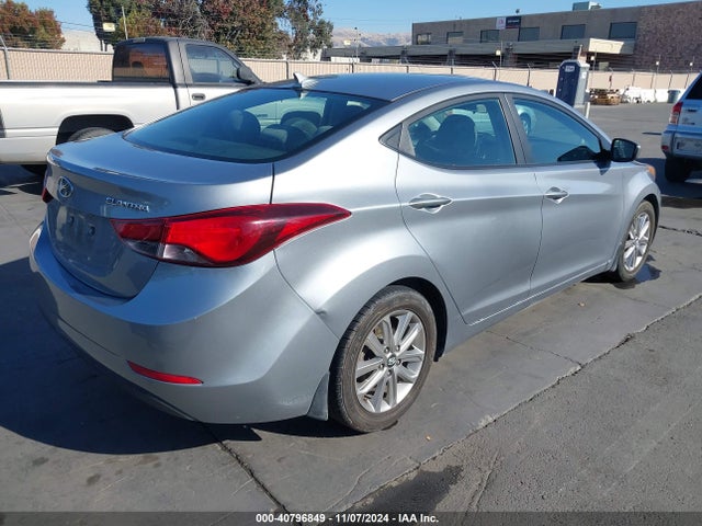Hyundai ELANTRA SE 2015 5NPDH4AE2FH592301 Image 4