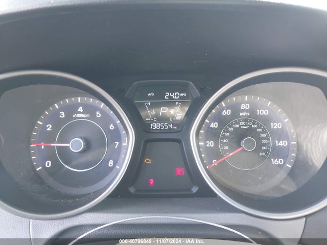 Hyundai ELANTRA SE 2015 5NPDH4AE2FH592301 Image 7