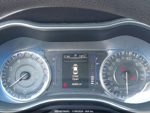 1C3CCCAB4FN711139 Chrysler 200 Limited