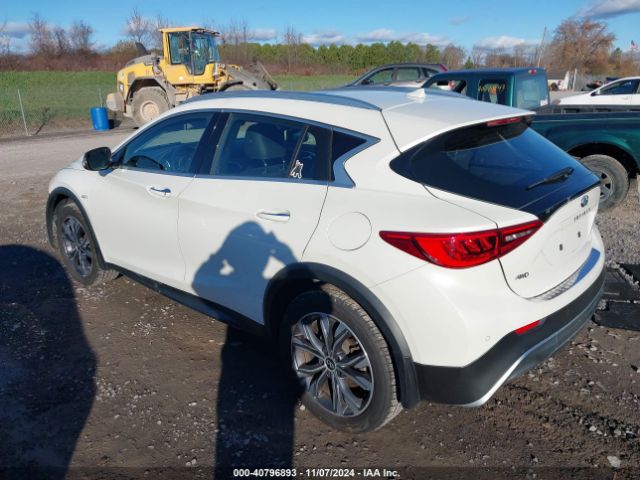 SJKCH5CR7HA031536 Infiniti Qx30 Premium