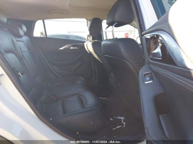 SJKCH5CR7HA031536 Infiniti Qx30 Premium