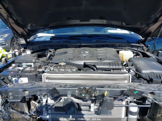 JN8AZ2AF9N9740842 Infiniti QX80 LUXE