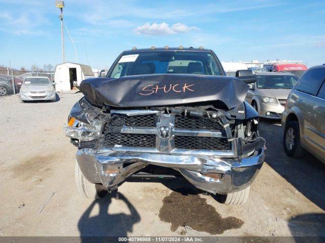 3C6UR5CJ9HG752559 RAM 2500 Tradesman  4x4 6'4 Box