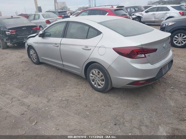 Hyundai ELANTRA SE 2019 5NPD74LF4KH482661 Image 3