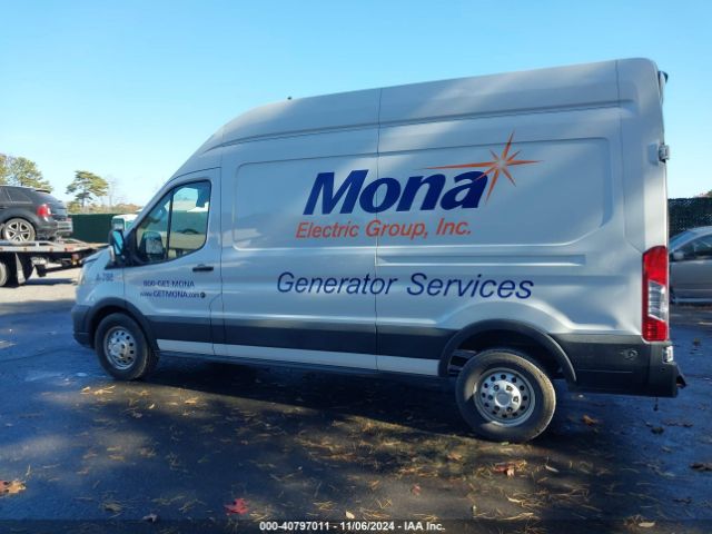 1FTBR2XG4LKA16272 Ford Transit-250 Cargo Van