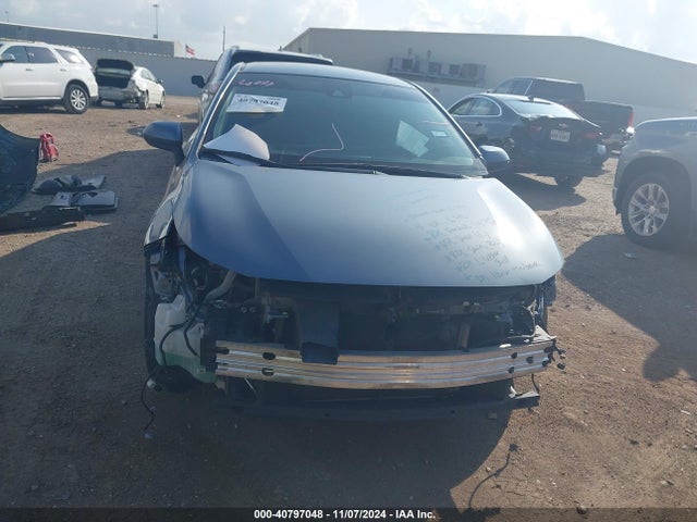 2022 Toyota Corolla Le მანქანა იყიდება აუქციონზე, vin: 5YFEPMAE2NP285123, აუქციონის ნომერი: 40797048