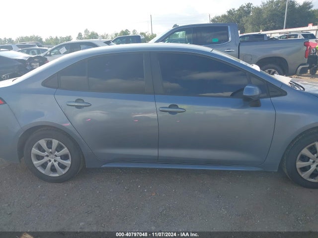 2022 Toyota Corolla Le მანქანა იყიდება აუქციონზე, vin: 5YFEPMAE2NP285123, აუქციონის ნომერი: 40797048