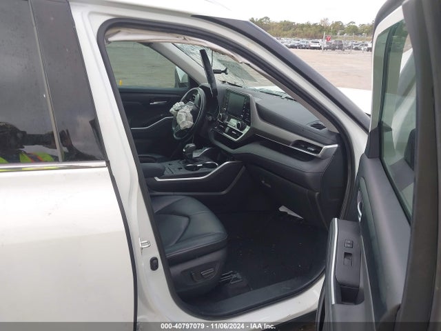 Toyota Highlander Xle 2020 5TDGZRAH0LS513733 Image 5