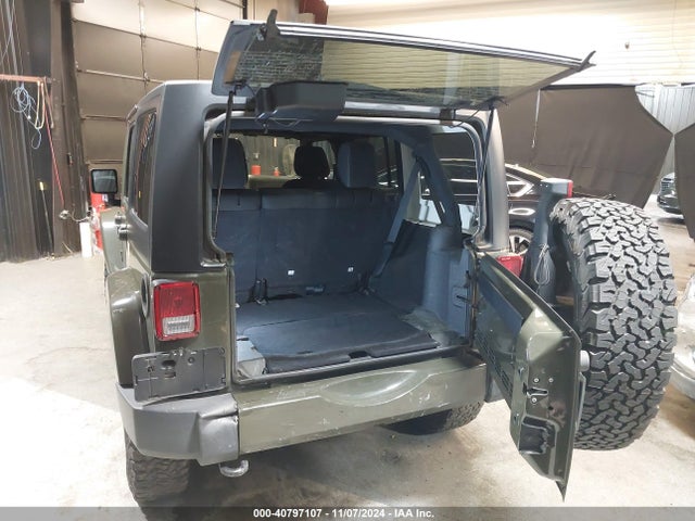 1C4BJWEG2GL162090 Jeep Wrangler Unlimited Sahara