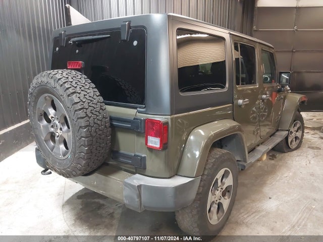 1C4BJWEG2GL162090 Jeep Wrangler Unlimited Sahara