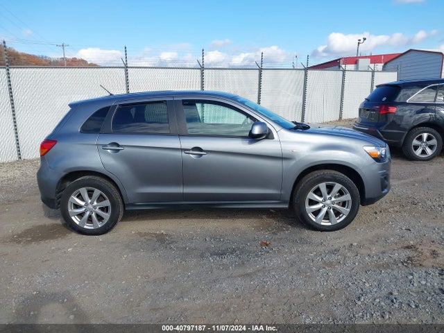 4A4AR3AU3FE031566 Mitsubishi Outlander Sport Es