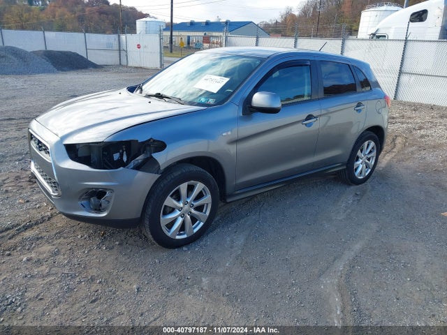 4A4AR3AU3FE031566 Mitsubishi Outlander Sport Es