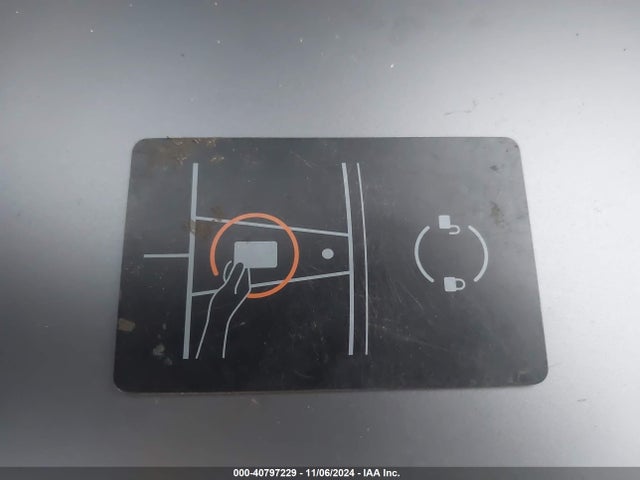 2023 TESLA MODEL 3 5YJ3E1EA3PF573136 Photo 10