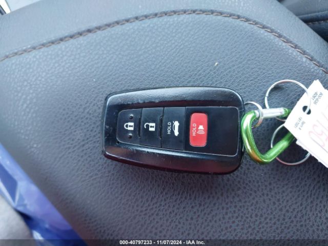 4T1B11HK1KU756218 Toyota CAMRY XLE