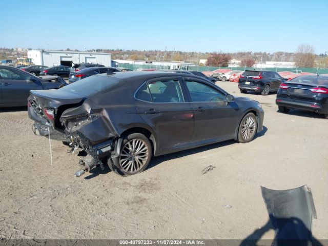 4T1B11HK1KU756218 Toyota CAMRY XLE
